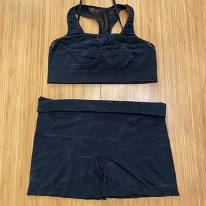Size 6 Lululemon hot yoga set